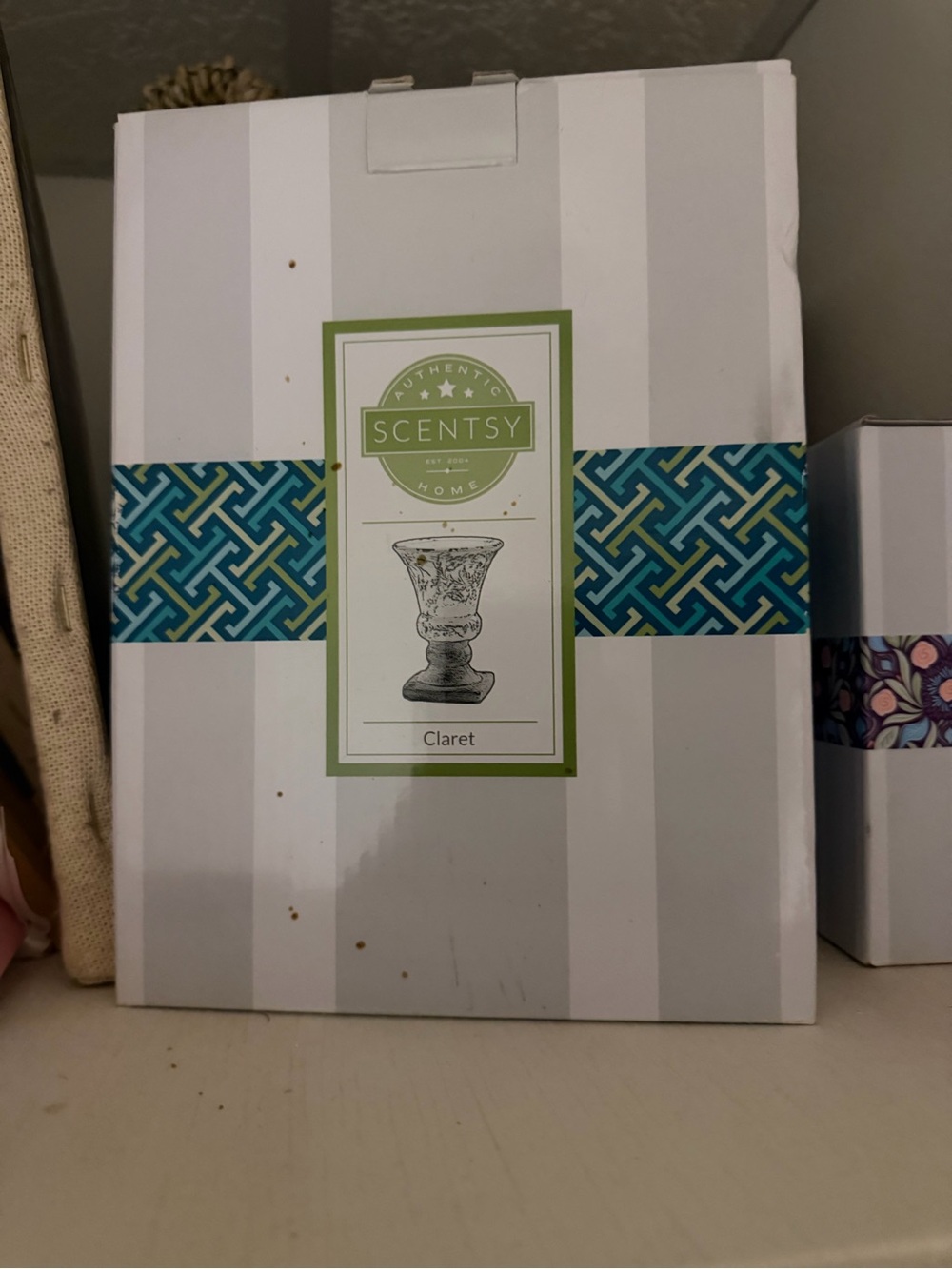 Scentsy White Box with Teal and Blue Geometric Band